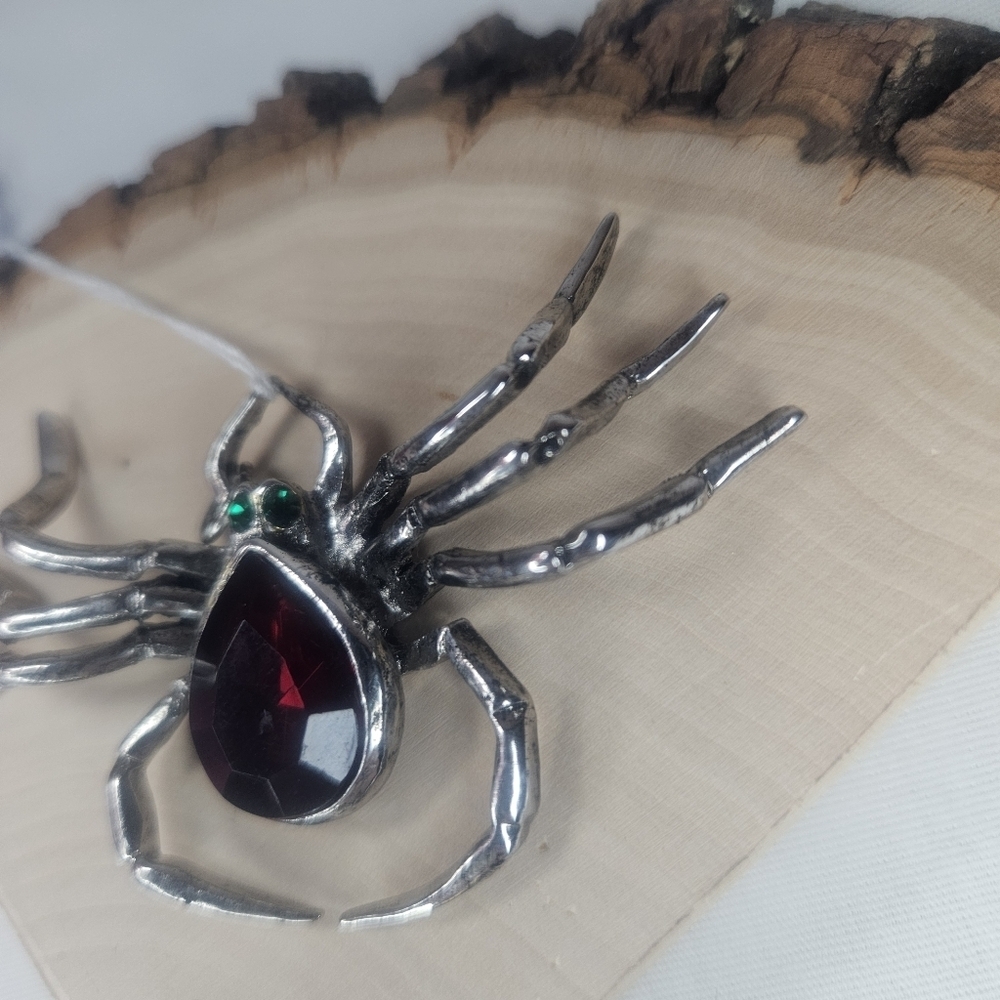 Ruby Red Rhinestone Abdomen Silver Tone Spider Pendant 3" EUC Large - Picture 3 of 7